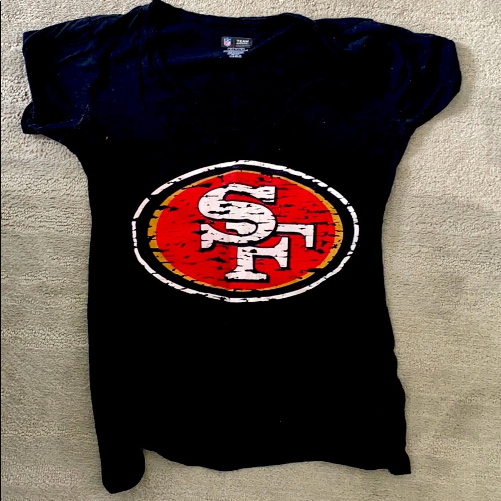 Womens S 49ers tshirt
